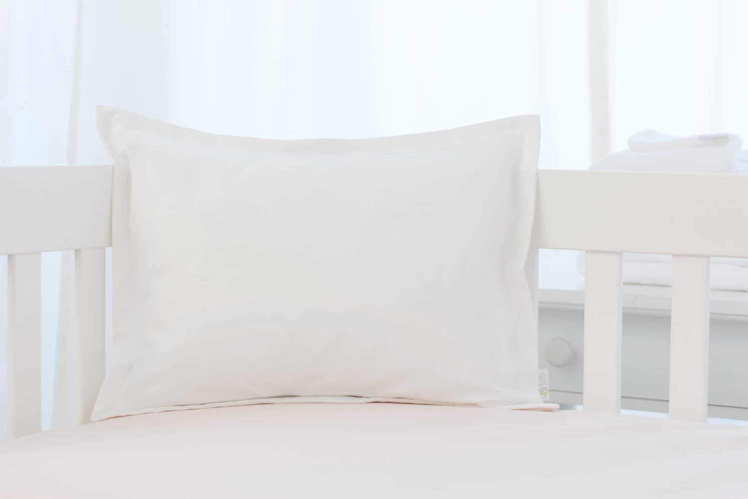 Bouton Jaune Bouton Jaune - Cache-Oreiller 12x16 Pouces à Rebords Plats, Crème