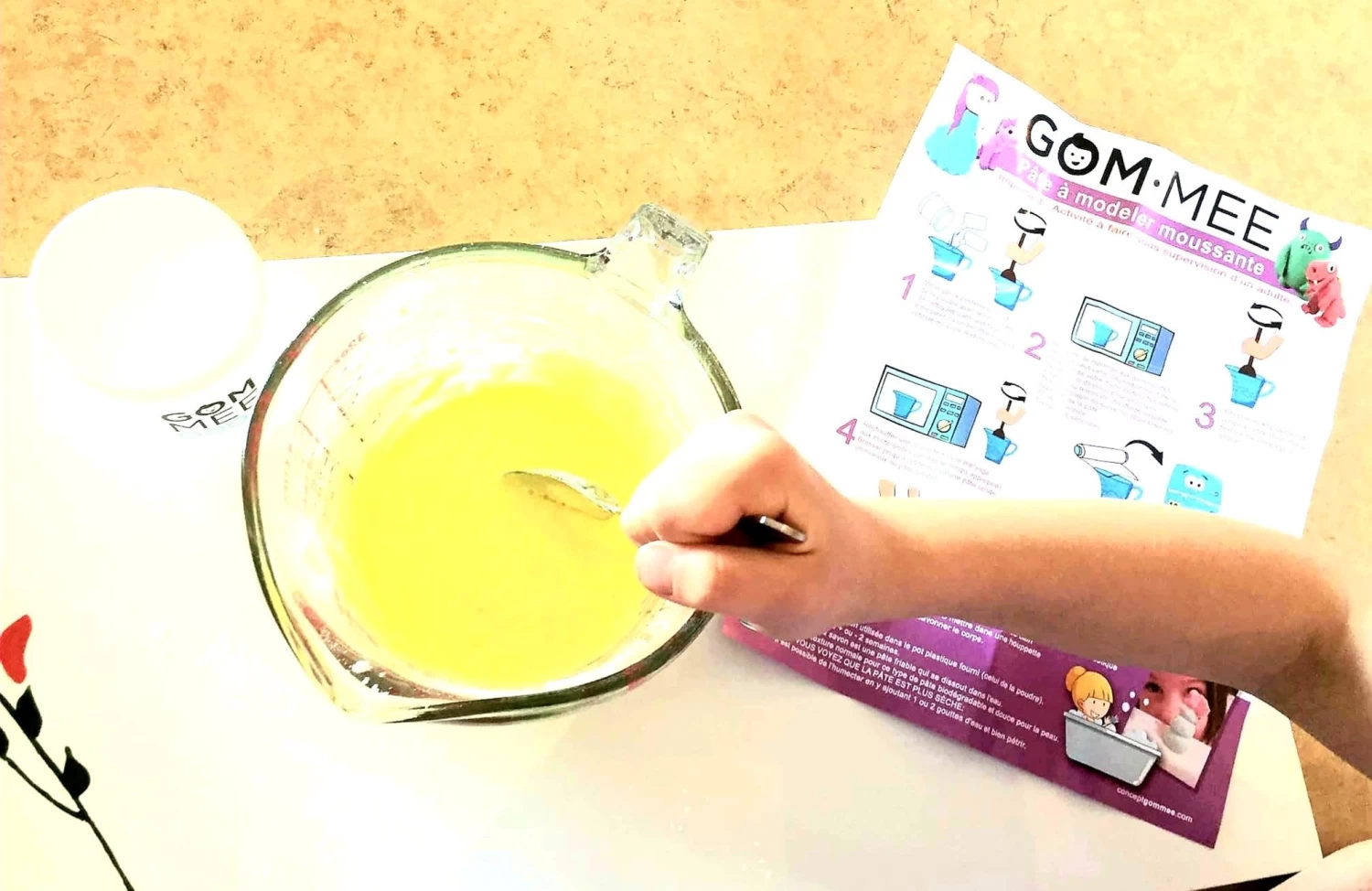 Gom.mee GOM.MEE - Boîte Pour Fabrication De Pâte à Modeler Moussante, Poussin – Image 5