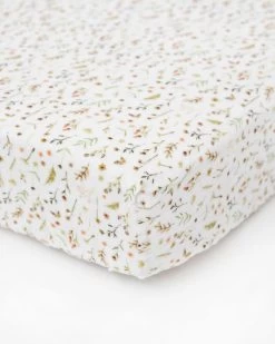 Little Unicorn Little Unicorn - Drap Contour En Mousseline De Coton Biologique, Champ Fleuri