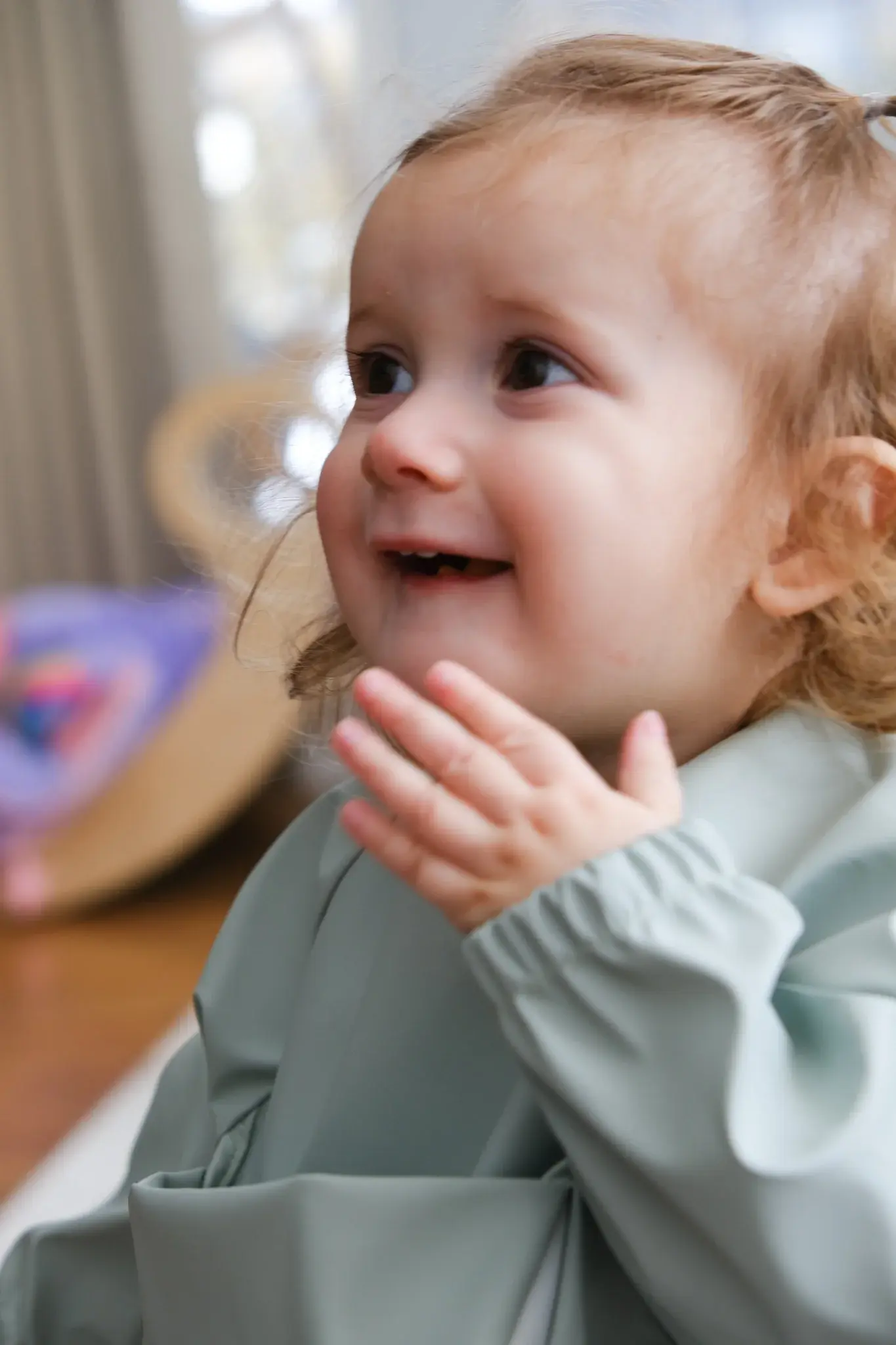 Micasso & Co Micasso & Co - Bavoir à Manches Longues Avec Pochette Intégrée, Oursons