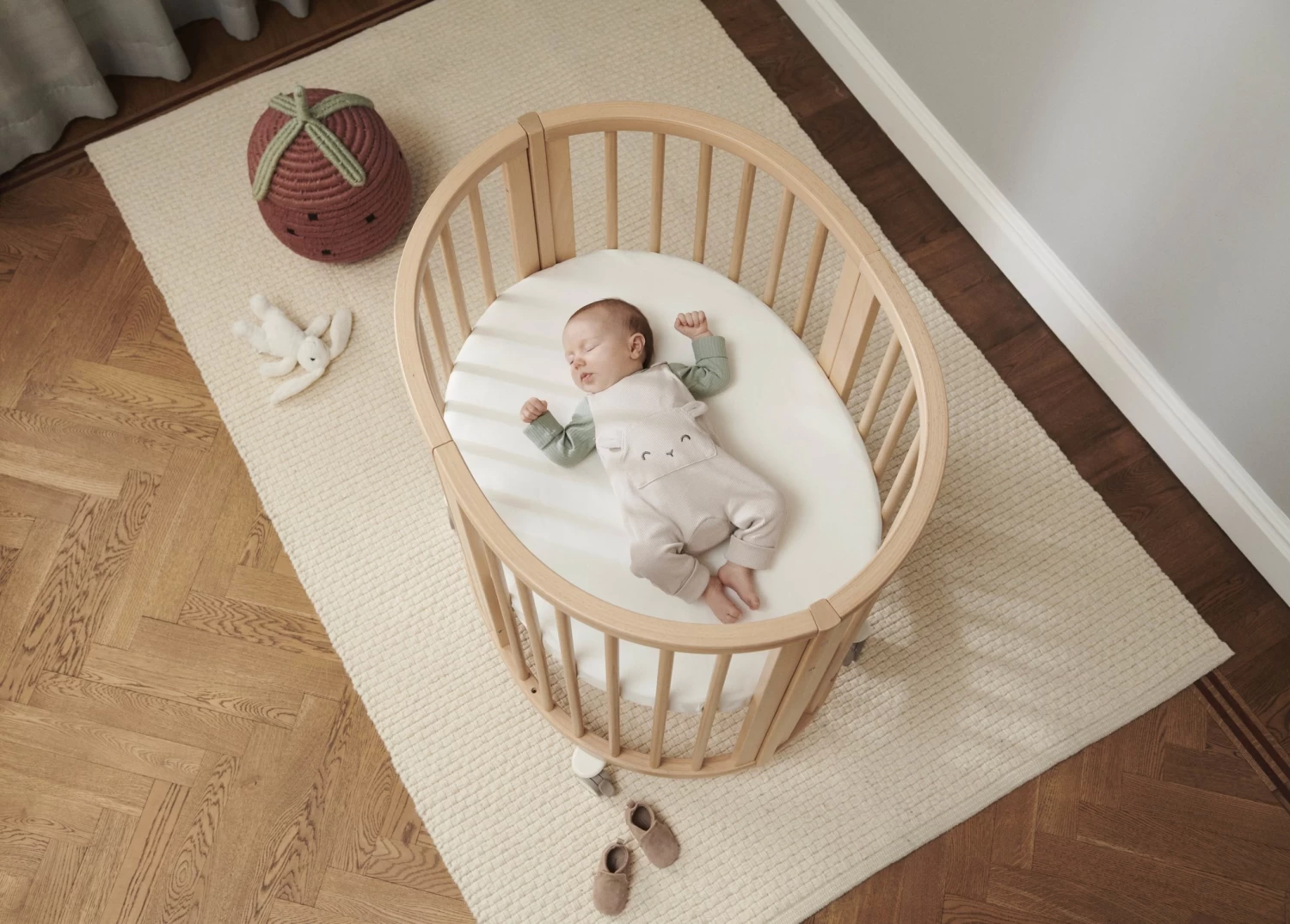 Stokke Stokke Sleepi Mini - Ensemble Lit De Bébé Convertible Et Support à Baldaquin – Image 5